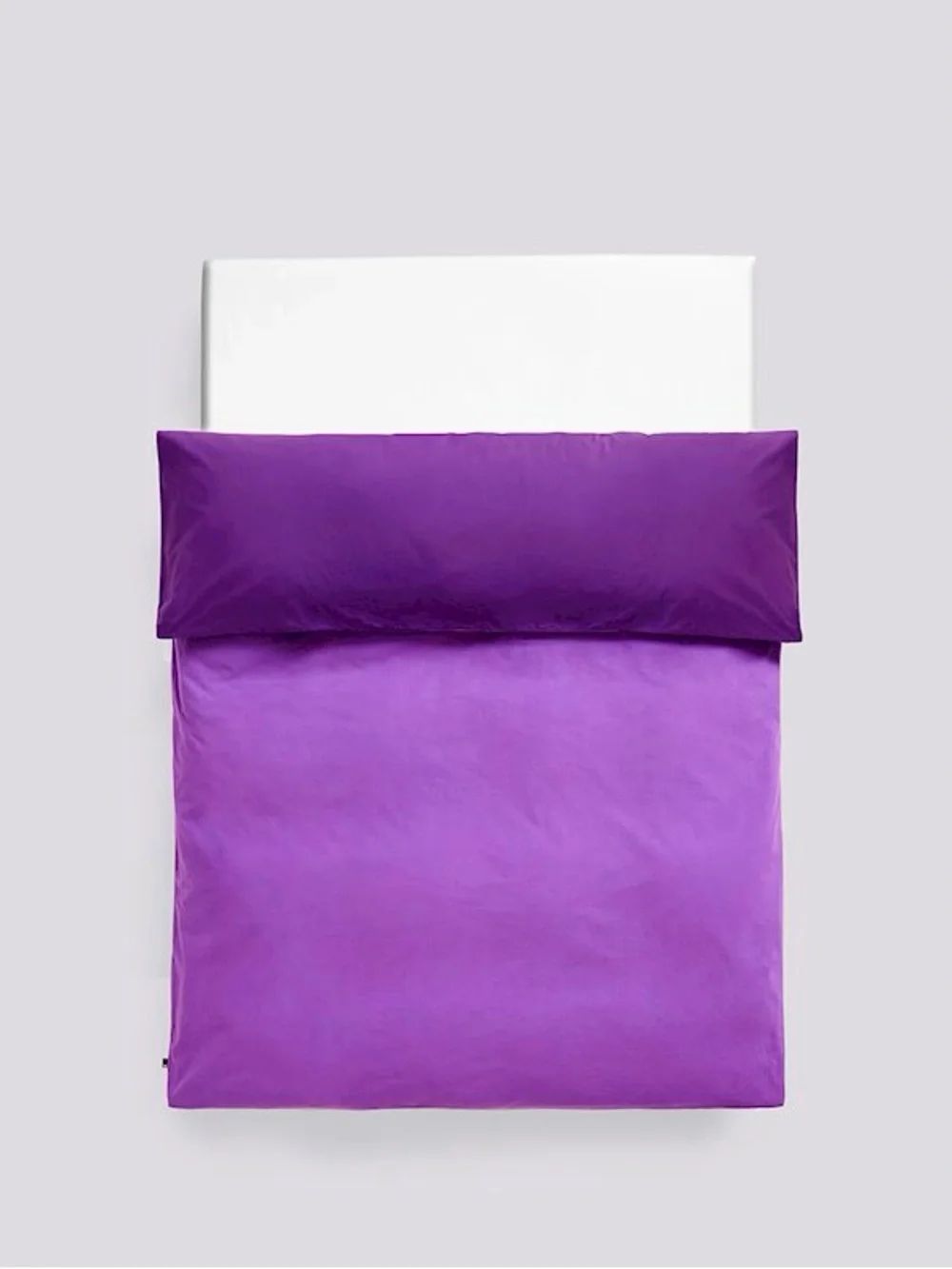NWT HAY DUO DUVET COVER-200 X 220-VIVID PURPLE in Twin